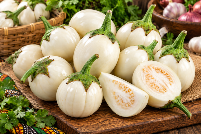 Garden Eggs (White Eggplant / Weiße Aubergine) – verschiedene Größen